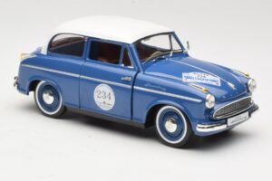 Lloyd Alexander TS #234 Modrý Revell 1:18 08463 Kov – obrázek 6 z 8