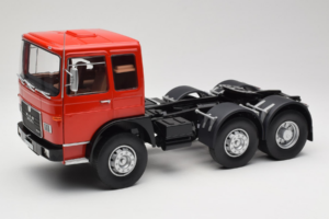 MAN 16304 F7 Červený Road Kings 1:18 RK180053 Kov
