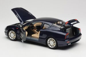 Maserati 3200 GT Černý Bburago 1:18 3371 Kov – obrázek 5 z 8