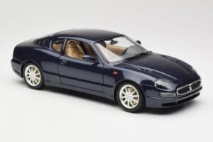 Maserati 3200 GT Černý Bburago 1:18 3371 Kov – obrázek 6 z 8