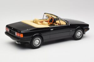Maserati BiTurbo Spyder Černý Minichamps 1:18 107123531 Pryskyřice – obrázek 2 z 6