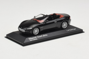 Maserati GranCabrio Černý Metalický Minichamps 1:43 400123930 Kov – obrázek 2 z 5