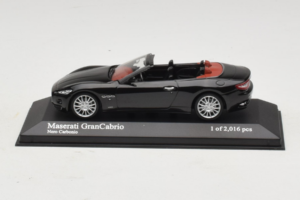 Maserati GranCabrio Černý Metalický Minichamps 1:43 400123930 Kov