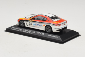 Maserati GranTurismo MC GT4 #28 Smurra / Piancastelli Maserati MC 2010 Minichamps 1:43 400101228 Kov – obrázek 3 z 5