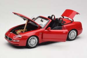 Maserati GT Spyder Červený Bburago 1:18 34097 Kov – obrázek 2 z 8