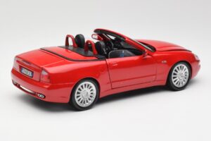 Maserati GT Spyder Červený Bburago 1:18 34097 Kov – obrázek 3 z 8