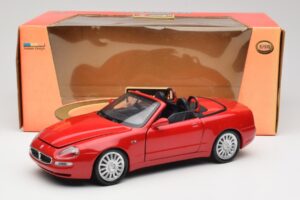 Maserati GT Spyder Červený Bburago 1:18 34097 Kov – obrázek 8 z 8