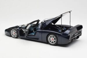 Maserati MC12 Road Car Modrý Metallic AUTOart 1:18 75802 Kov – obrázek 5 z 8
