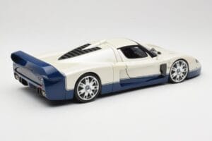 Maserati MC12 Bílý Modrý Hot Wheels 1:18 G7158 Kov – obrázek 3 z 8