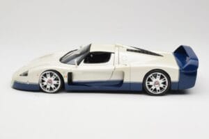 Maserati MC12 Bílý Modrý Hot Wheels 1:18 G7158 Kov – obrázek 4 z 8