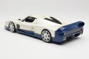 Maserati MC12 Bílý Modrý Hot Wheels 1:18 G7158 Kov – obrázek 7 z 8