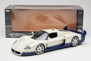 Maserati MC12 Bílý Modrý Hot Wheels 1:18 G7158 Kov – obrázek 8 z 8
