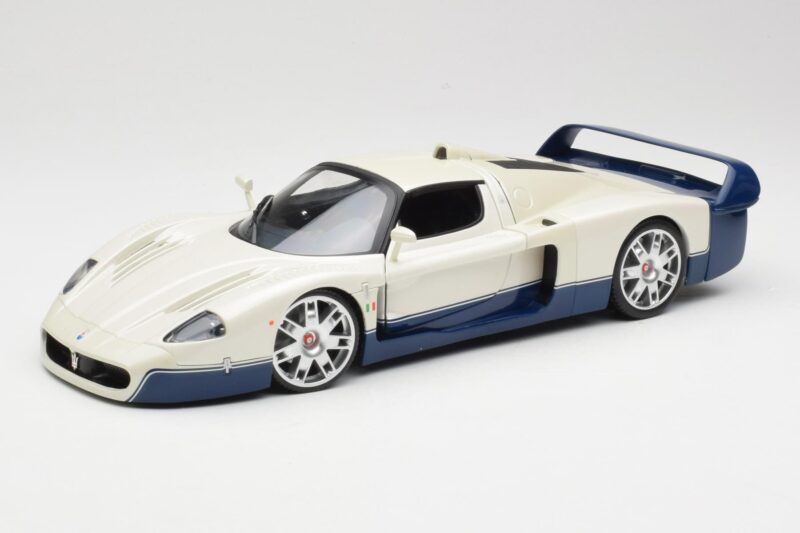 Maserati MC12 Bílý Modrý Hot Wheels 1:18 G7158 Kov