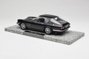 Maserati Mistral Černý Minichamps 1:18 107123421 Pryskyřice – obrázek 5 z 6