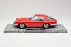 Maserati Mistral Červený Minichamps 1:18 107123422 Pryskyřice – obrázek 3 z 6