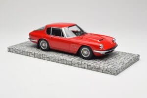 Maserati Mistral Červený Minichamps 1:18 107123422 Pryskyřice – obrázek 4 z 6