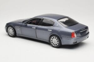 Maserati Quattroporte Blue Metallic Hot Wheels 1:18 B7003 Kov – obrázek 7 z 8