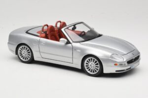 Maserati Spyder Stříbrný Maisto 1:18 31667 Kov – obrázek 6 z 8