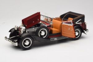 Maybach DS8 Zeppelin Červený Anson 1:18 30413 Kov – obrázek 2 z 8