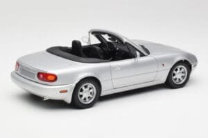 Mazda MX-5 Miata NA Highlight Stříbrný Gate 1:18 1015 Kov – obrázek 3 z 8