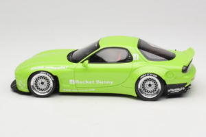 Mazda RX-7 FD Rocket Bunny Pearl Green Otto 1:18 OT1155 Pryskyřice – obrázek 3 z 6