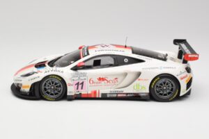 McLaren 12C GT3 #11 Art Grand Prix C. Leclerc / N. Parisy / A. Soucek Spa 24 Hours 2013 Minichamps 1:18 151131311 Kov – obrázek 3 z 6