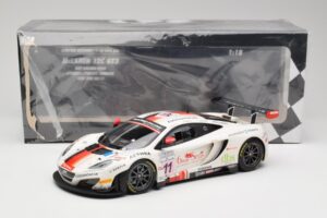 McLaren 12C GT3 #11 Art Grand Prix C. Leclerc / N. Parisy / A. Soucek Spa 24 Hours 2013 Minichamps 1:18 151131311 Kov – obrázek 6 z 6
