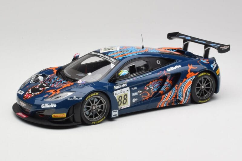 McLaren 12C GT3 #88 Von Ryan Racing A. Barff / T. Goodwin / B. Senna Spa 24 Hours 2013 Minichamps 1:18 151131388 Kov