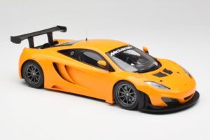 McLaren 12C GT3 Papaya Oranžový Minichamps 1:18 151121391 Kov – obrázek 4 z 6