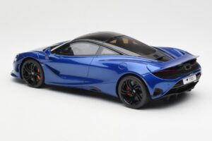 McLaren 750S Modrý GT Spirit 1:18 GT458 Pryskyřice – obrázek 5 z 6