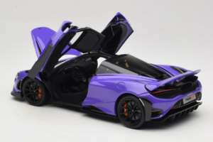 McLaren 765LT Fialový HPD 1:18 HPD18005 Kov – obrázek 5 z 8