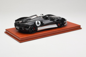 McLaren Elva Černý Stříbrný AB Models 1:18 REMC022 Pryskyřice – obrázek 3 z 7