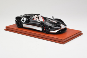 McLaren Elva Černý Stříbrný AB Models 1:18 REMC022 Pryskyřice – obrázek 4 z 7