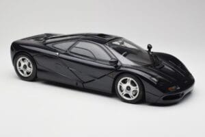 McLaren F1 Blue Metallic Minichamps 1:12 530133130 Kov – obrázek 6 z 8