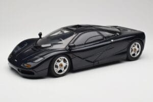 McLaren F1 Dark Blue Metallic Minichamps 1:12 530133128 Kov