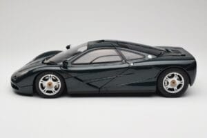 McLaren F1 Dark Green Metallic Minichamps 1:12 530133127 Kov – obrázek 5 z 9