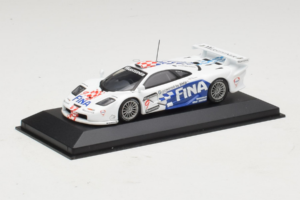 McLaren F1 GTR #9 Fina P. Kox / R. Ravaglia / A. Montermini 24 Hours of Le Mans 1997 Minichamps 1:43 MCLAREN002 Kov – obrázek 2 z 5