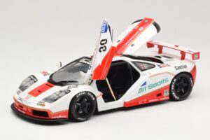 McLaren F1 GTR GT1 #30 West Competition J. Nielsen 1996 UT Models 1:18 39624 Kov – obrázek 2 z 8