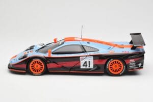 McLaren F1 GTR #41 P-H. Raphanel / C. Gounon / A. Olofsson 24 Hours of Le Mans 1997 UT Models 1:18 39727 Kov – obrázek 4 z 8