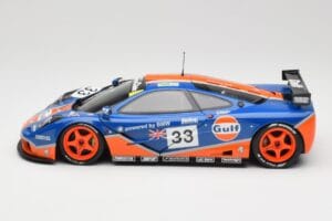 McLaren F1 GTR Gulf Racing #33 S. Bellm / A. Weaver / J. Lehto 24 Hours of Le Mans 1996 Minichamps 1:18 530133633 Kov – obrázek 4 z 8