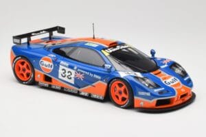 McLaren F1 GTR Gulf Racing #33 S. Bellm / A. Weaver / J. Lehto 24 Hours of Le Mans 1996 Minichamps 1:18 530133633 Kov – obrázek 6 z 8