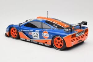 McLaren F1 GTR Gulf Racing #33 S. Bellm / A. Weaver / J. Lehto 24 Hours of Le Mans 1996 Minichamps 1:18 530133633 Kov – obrázek 7 z 8