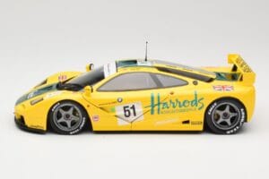 McLaren F1 GTR Harrods Mach One Racing #51 A. Wallace / D. Bell / J. Bell 24 Hours of Le Mans 1995 Minichamps 1:18 530133551  – obrázek 4 z 8