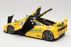 McLaren F1 GTR Harrods Mach One Racing #51 A. Wallace / D. Bell / J. Bell 24 Hours of Le Mans 1995 Minichamps 1:18 530133551  – obrázek 5 z 8