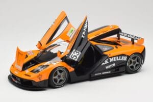 McLaren F1 GTR Kokusai Kaihatsu Racing #53 O. Giroix / J. Sala / P. Deletraz 24 Hours of Le Mans 1996 Minichamps 1:18 5301336 – obrázek 2 z 8