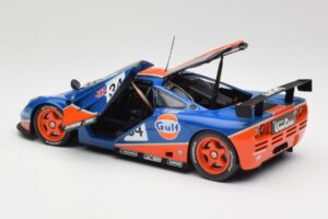McLaren F1 GTR #34 Gulf Racing 1996 UT Models 1:18 39621 Kov – obrázek 5 z 8