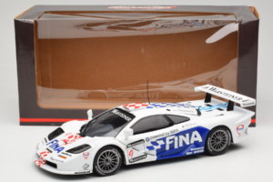 McLaren F1 GTR #9 P. Kox / R. Ravaglia FIA GT Championship 1997 UT Models 1:18 39711 Kov – obrázek 8 z 8