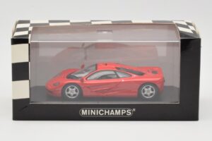 McLaren F1 Červený Minichamps 1:43 433133438 Kov – obrázek 4 z 4