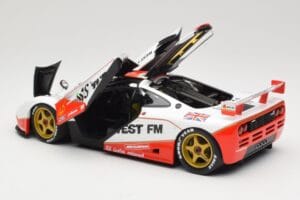 McLaren F1 GTR West Competition #49 J. Nielsen / J. Mass / T. Bscher 24 Hours of Le Mans 1995 Minichamps 1:18 530133549 Kov – obrázek 5 z 8