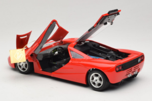 McLaren F1 High Mirror Light Red Guiloy 1:18 67505 Kov – obrázek 5 z 8